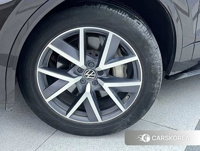 Volkswagen Touareg 2022 Другой из Китая