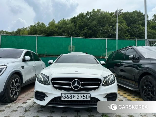 Mercedes-Benz E-Class W213 2020 Белый из Кореи