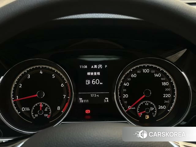 Volkswagen Touran L 2021 Белый из Китая