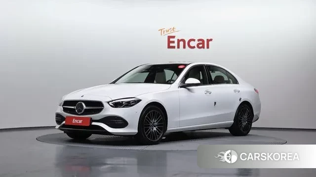 Mercedes-Benz C-Class W206 2025 Белый из Кореи