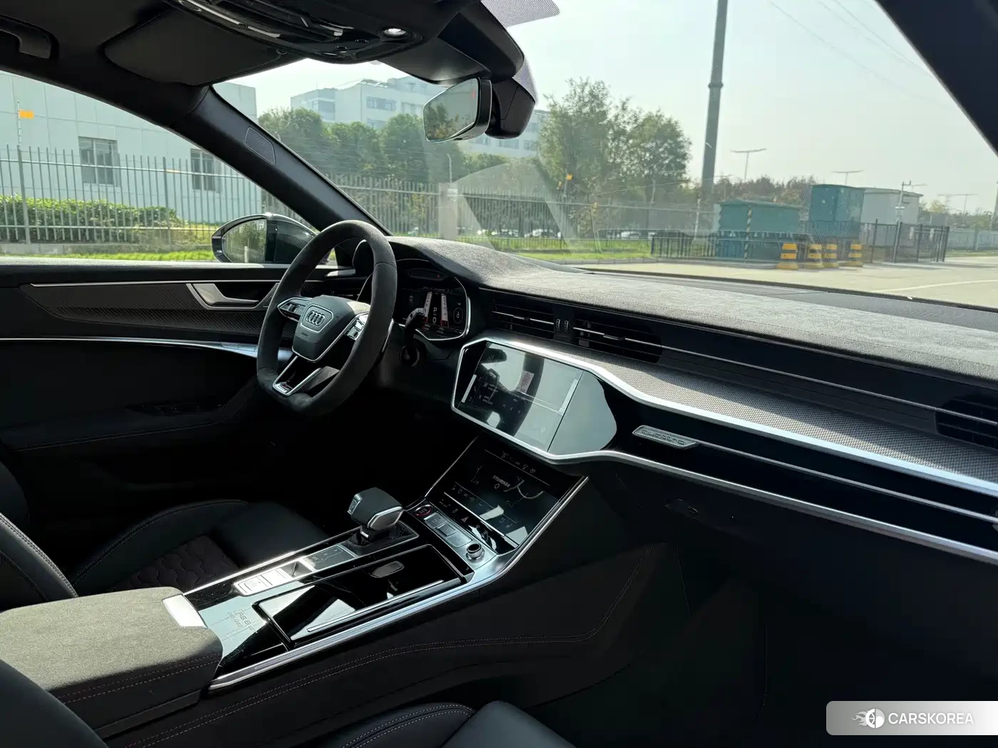 Audi RS 6 2025 Белый из Китая