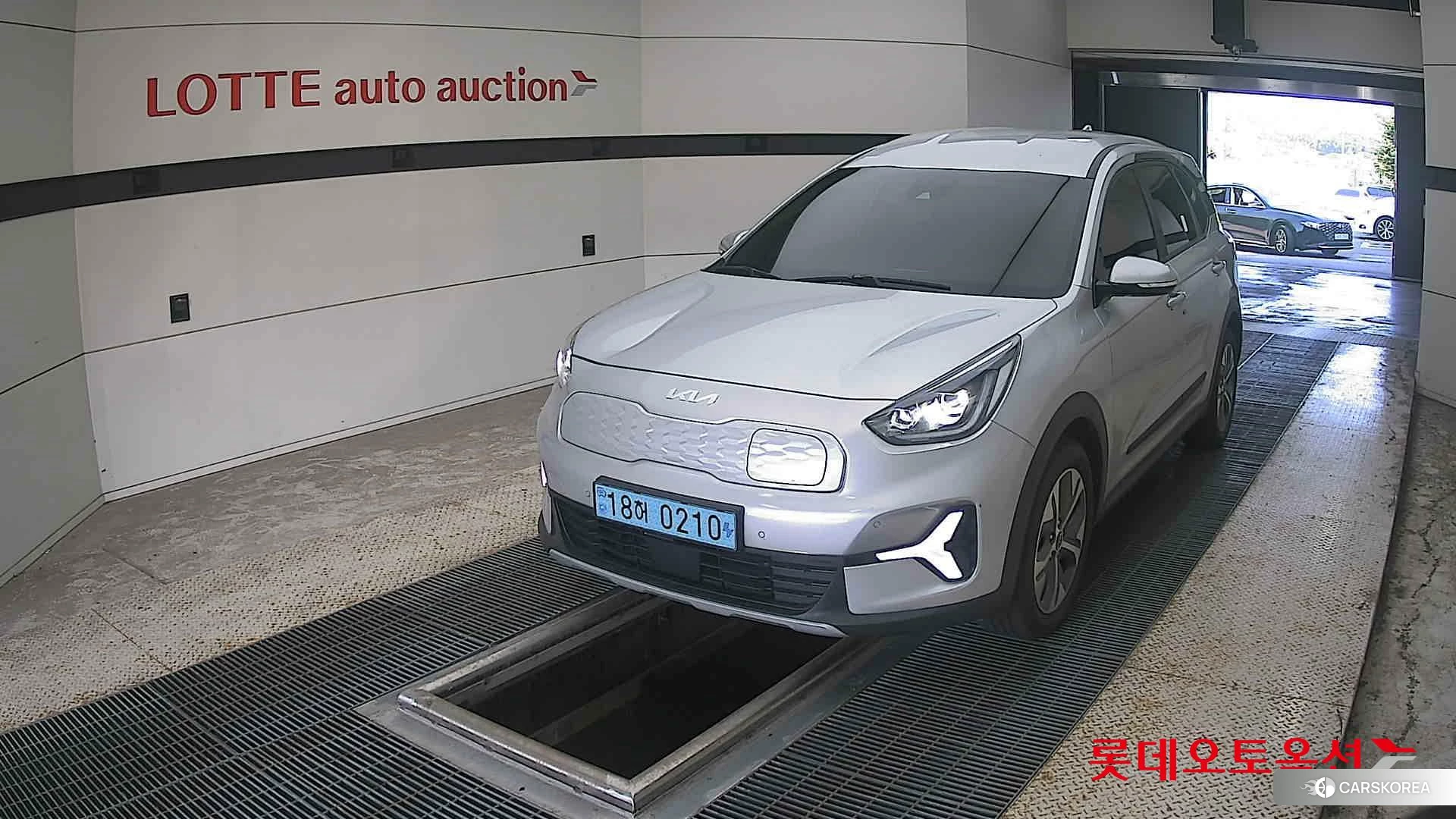 Kia Niro Plus 2023 Sparkling Silver из Кореи