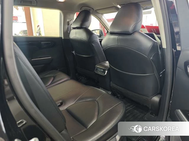 Toyota Highlander 2023 Черный из Китая