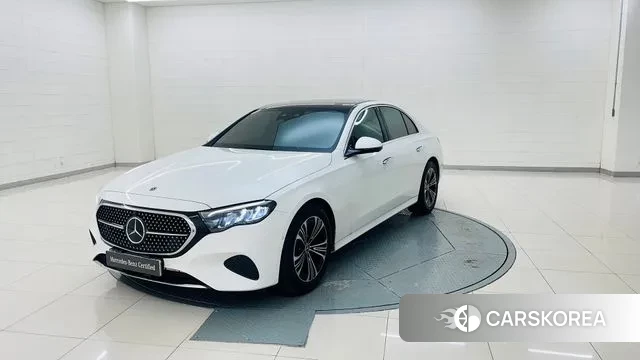 Mercedes-Benz E-Class W214 2024 Белый из Кореи