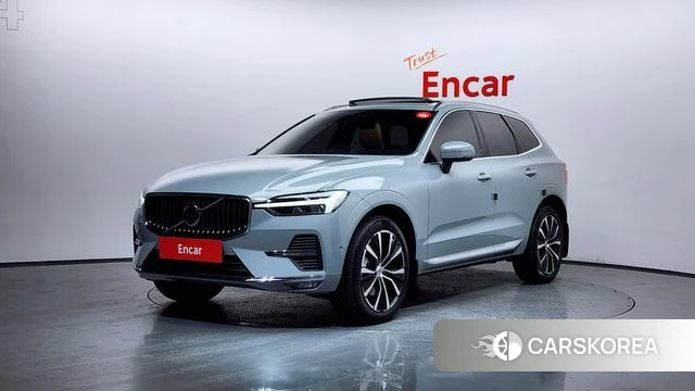 Volvo XC60 second Generation 2023 Серебристо-серый из Кореи