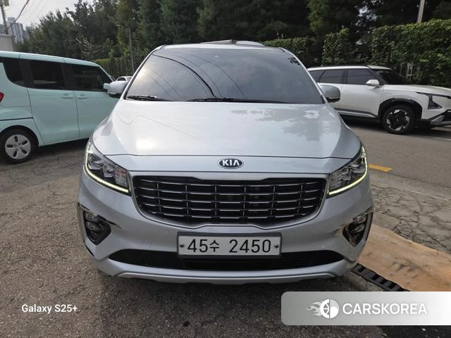 Kia The New Carnival 2018 Серебряный из Кореи