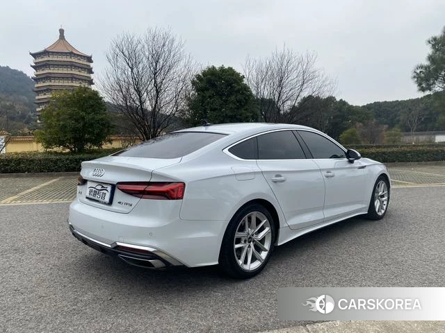 Audi A5 2023 Белый из Китая