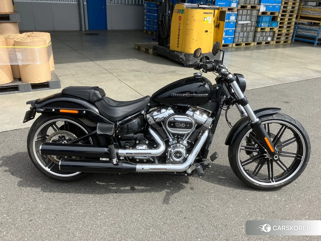 Проданный Harley-Davidson Softail Breakout FXBRS1868 2019 из Японии, фото 2