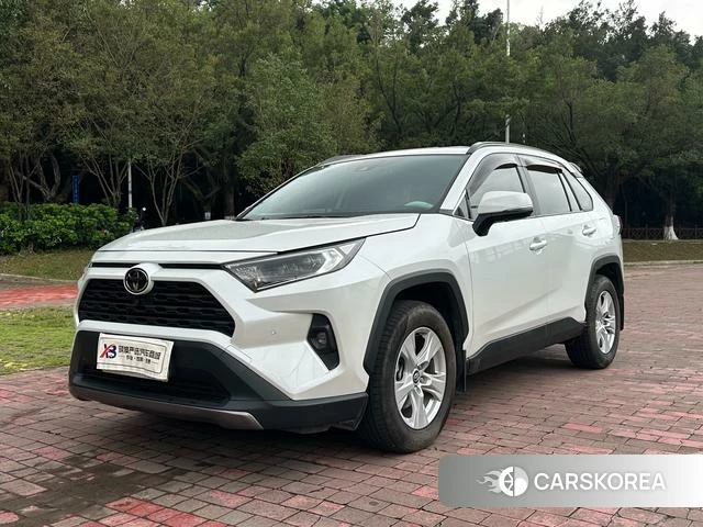 Toyota RAV4 Rongfang 2025 Белый из Китая