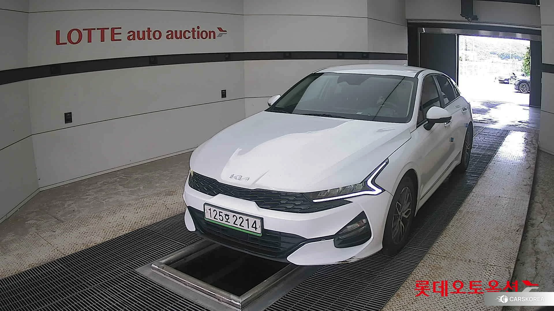 Kia K5 2022 Белый из Кореи