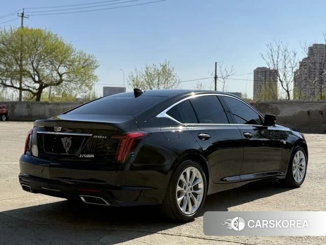 Cadillac CT5 2023 Черный из Китая