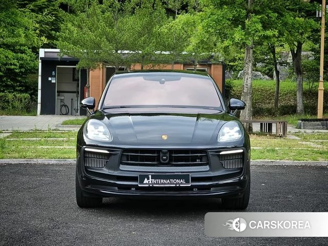 Porsche Macan 2022 Черный из Кореи