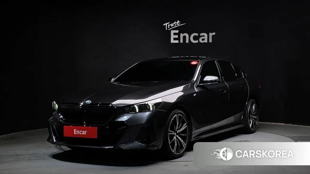 BMW 5 Series (G60) 2025 Черный из Кореи