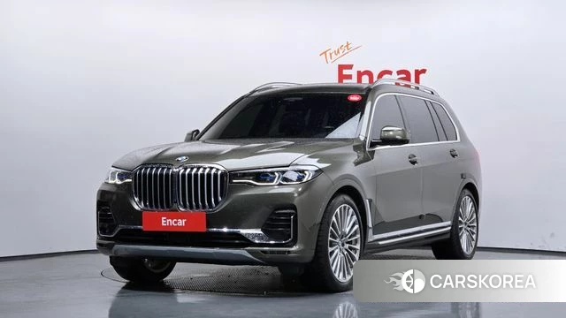 BMW X7 (G07) 2022 Песочный из Кореи