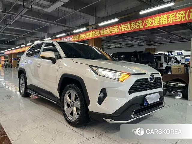 Toyota RAV4 Rongfang 2021 Белый из Китая