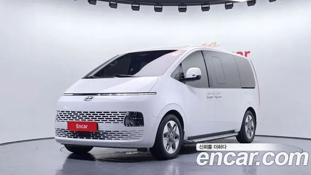 Hyundai Staria 2022 Белый из Кореи