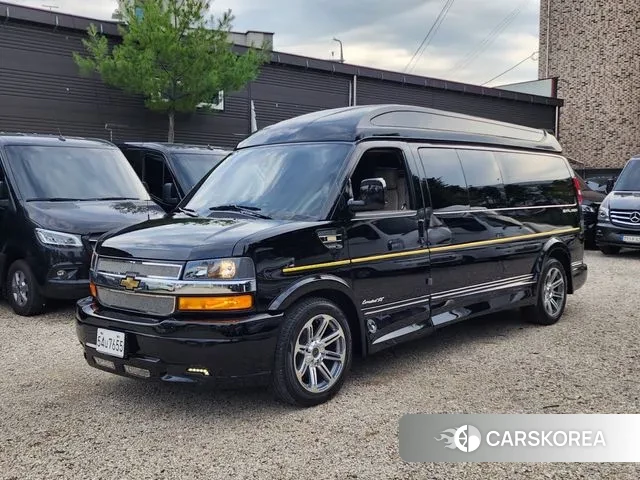 Chevrolet Express Van 2019 Черный из Кореи