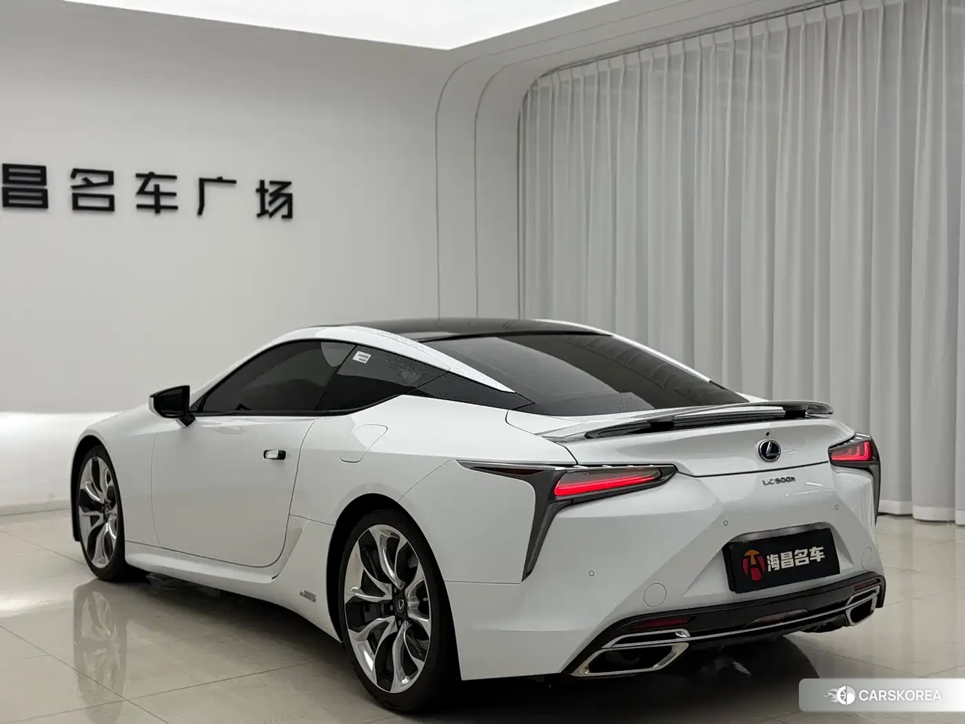 Lexus LC 2022 Белый из Китая