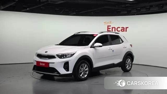 Kia Stonic 2019 Белый из Кореи