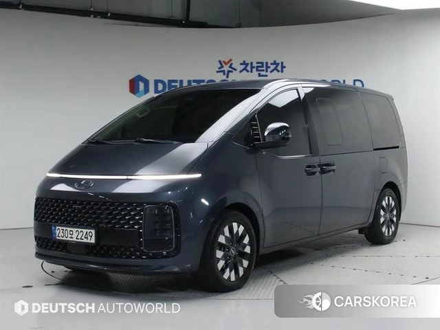 Hyundai Staria 2021 Серый из Кореи