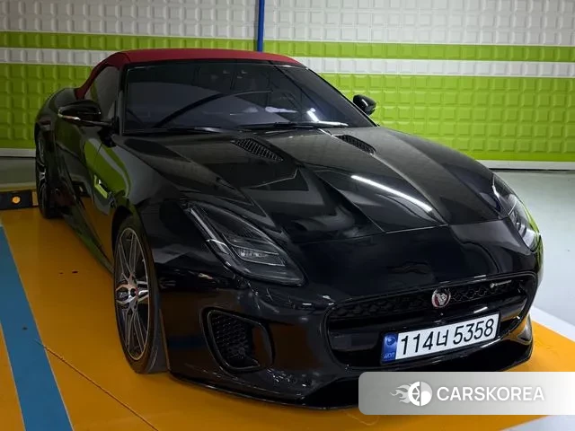 Jaguar F-TYPE 2018 Черный из Кореи