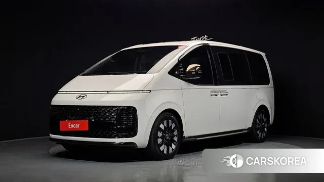 Hyundai Staria 2025 Белый из Кореи