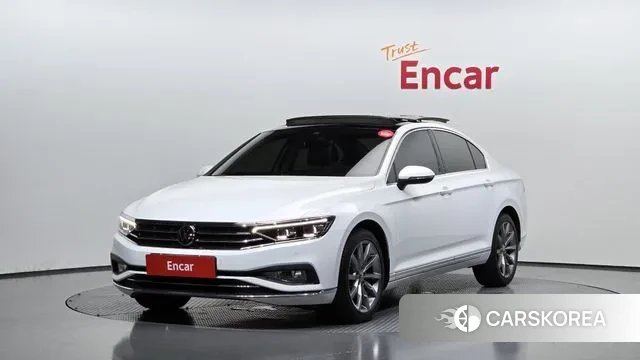 Volkswagen Passat GT (B8) 2022 Белый из Кореи