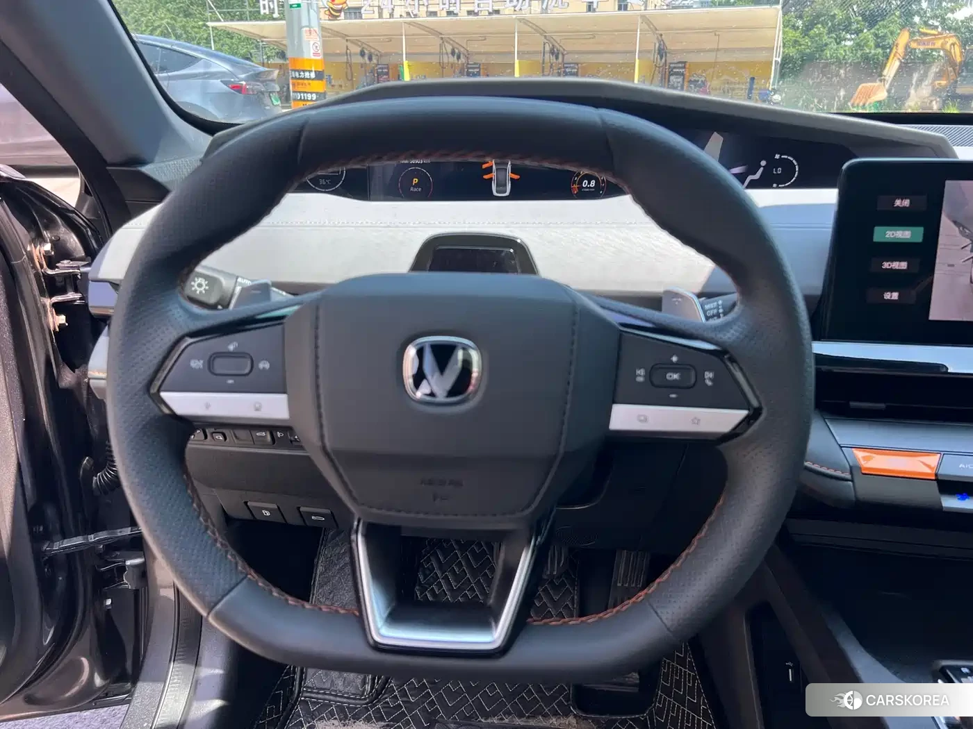 Chang'an Changan UNI-V 2022 Silver/gray из Китая