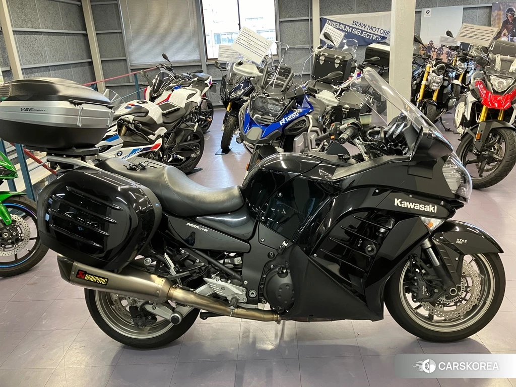 Проданный Kawasaki 1400GTR 2011 из Японии