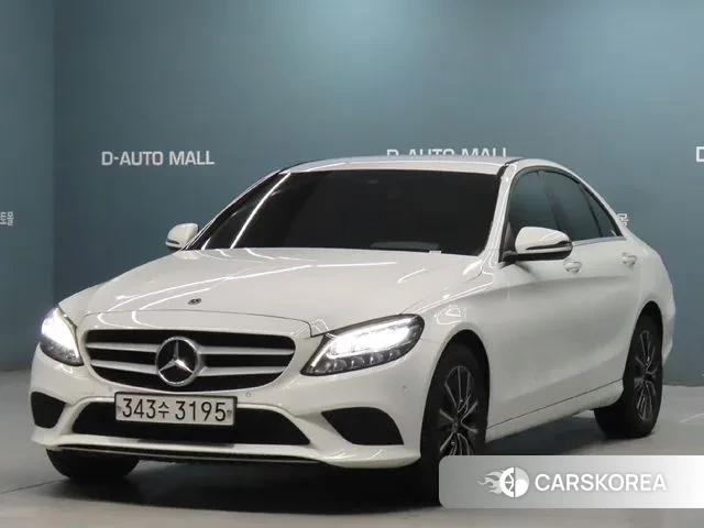 Mercedes-Benz C-Class W205 2019 Белый из Кореи