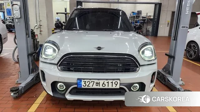 Mini Cooper Countryman 2022 Белый из Кореи