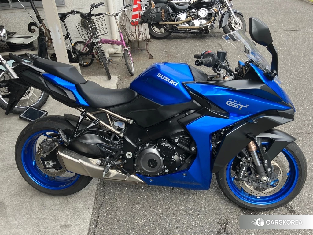 Проданный Suzuki GSX-S1000GT 2022 из Японии
