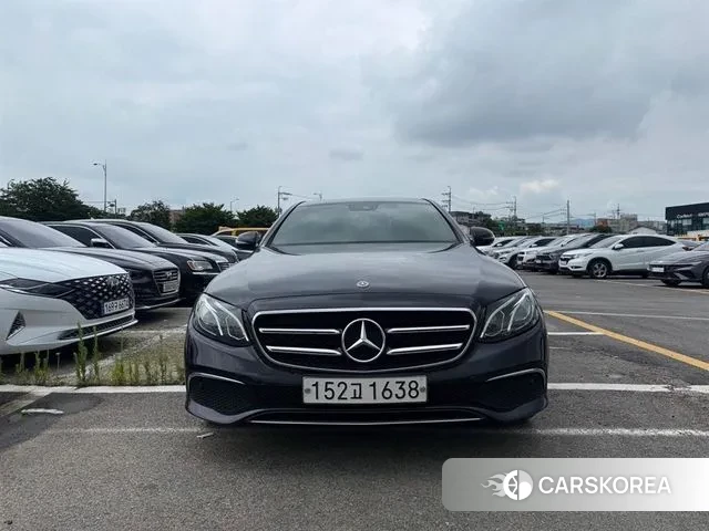 Mercedes-Benz E-Class W213 2019 Черный из Кореи