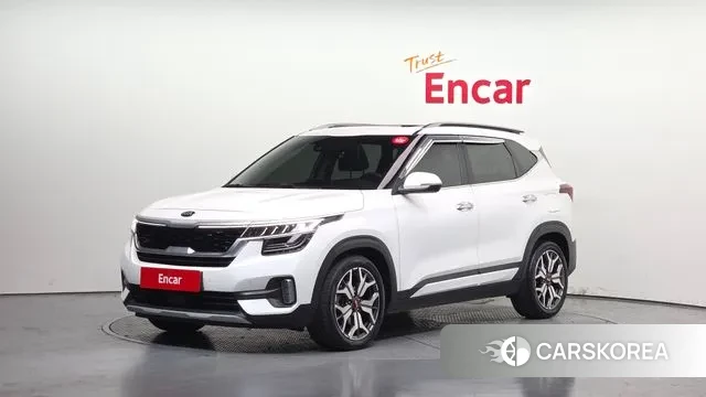 Kia Seltos 2021 Белый из Кореи