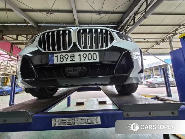 BMW X6 (G06) 2024 Белый из Кореи
