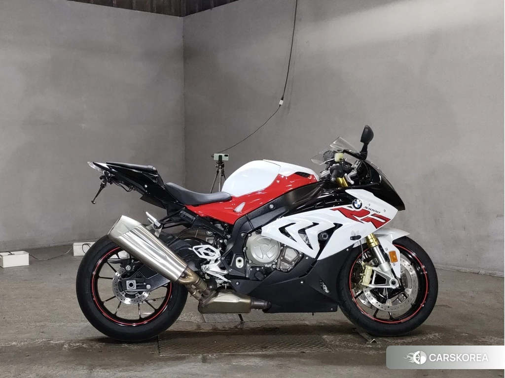 Проданный BMW S1000RR 2017 из Японии