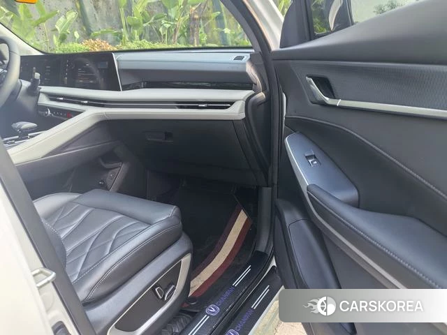 Chang'an CS75 PLUS 2024 Белый из Китая