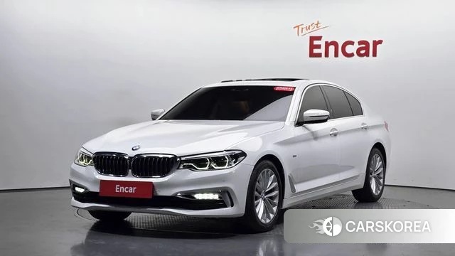 BMW 5 Series (G30) 2018 Белый из Кореи