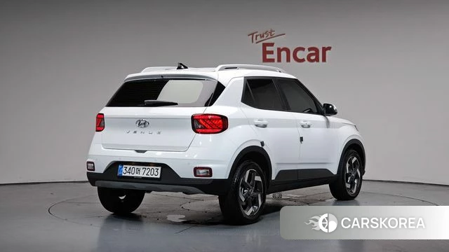 Hyundai Venue 2025 Белый из Кореи