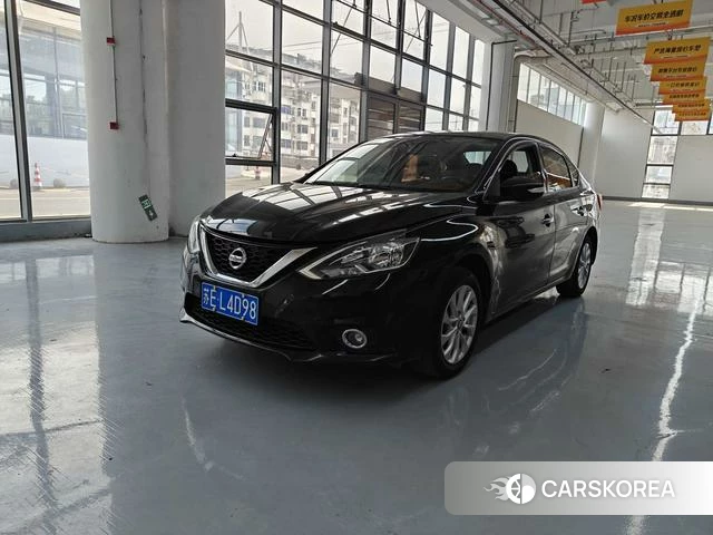 Nissan Xuan Yi 2019 Черный из Китая