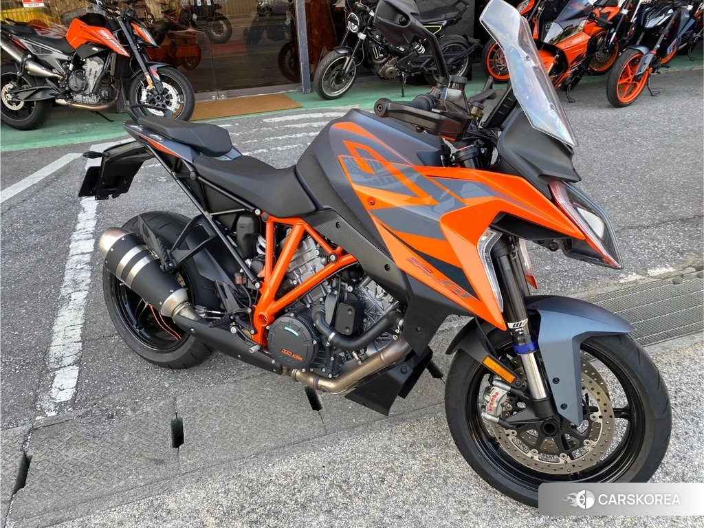 Проданный KTM 1290 SUPER DUKE GT 2022 из Японии