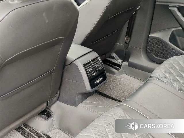 Volkswagen Sagitar 2023 Шампань из Китая