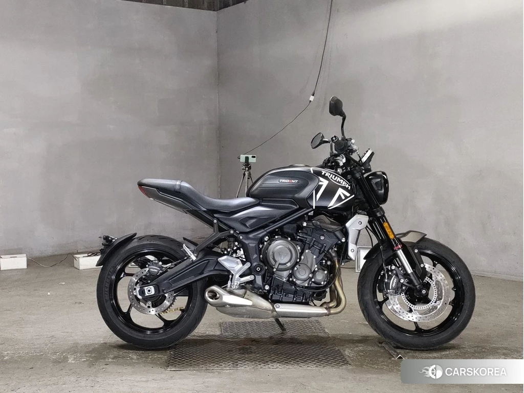 Проданный Triumph TRIDENT 660 2022 из Японии