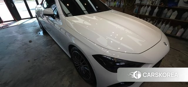 Mercedes-Benz CLE-Class C236 2025 Белый из Кореи
