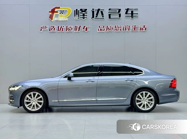 Volvo S90 2018 Синий из Китая