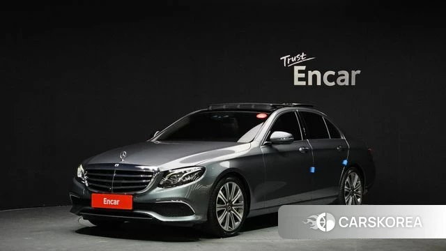 Mercedes-Benz E-Class W213 2020 Серый из Кореи