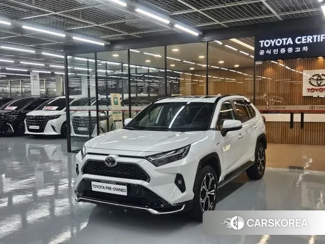 Toyota RAV4 5th Generation 2025 Белый из Кореи