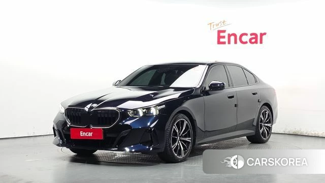 BMW 5 Series (G60) 2026 Черный из Кореи