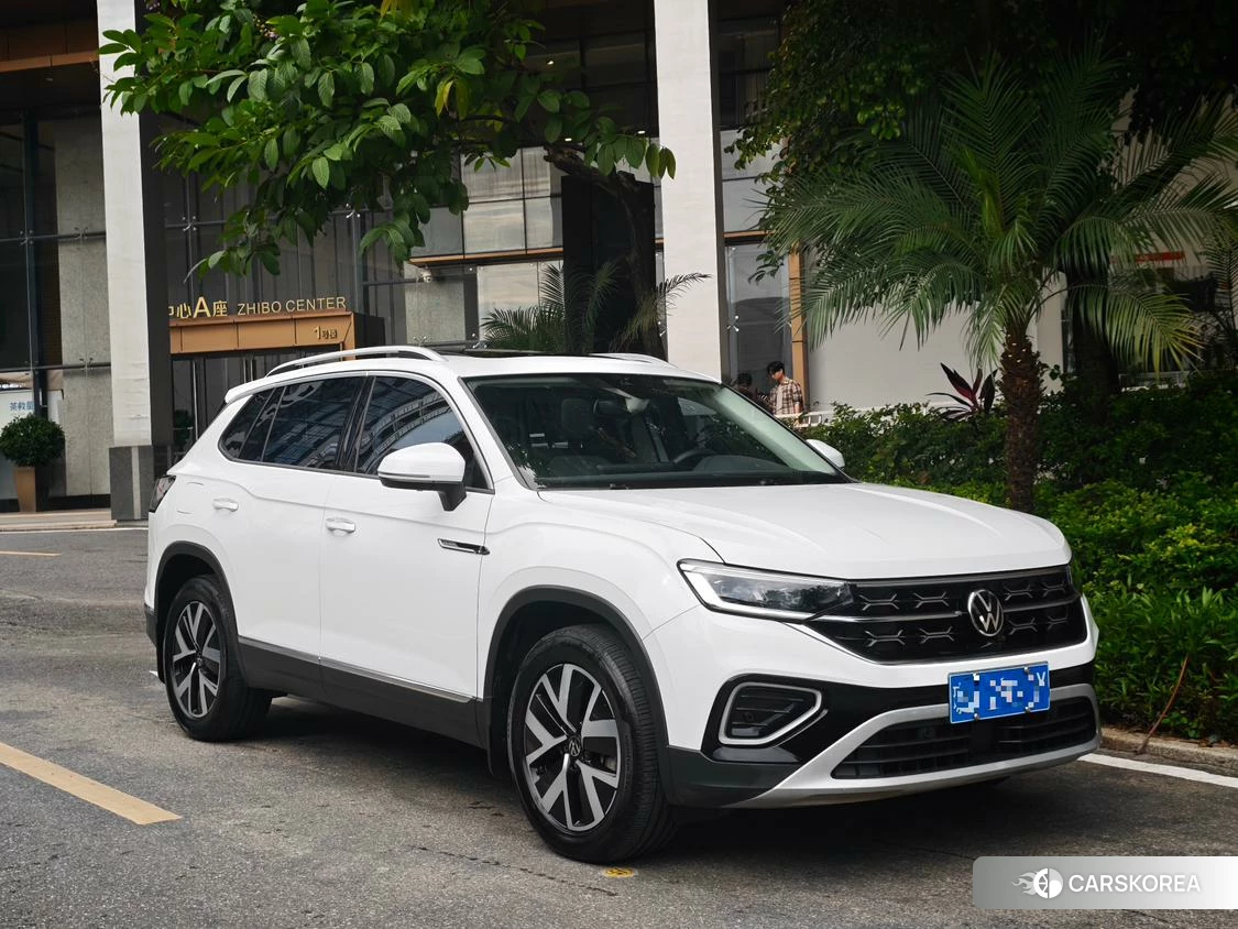 Volkswagen Tanyue 2022 Белый из Китая