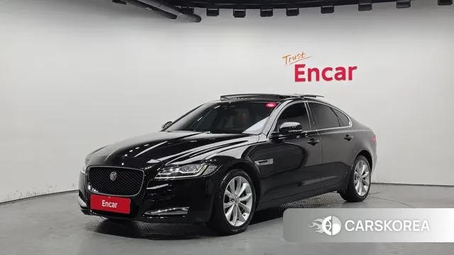 Jaguar XF (X260) 2019 Черный из Кореи